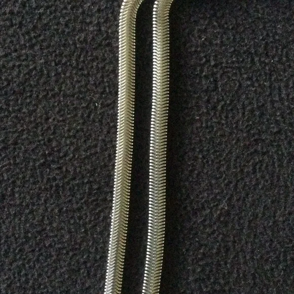 Silver Tone Adjustable Length Necklace - Picture 3 of 5